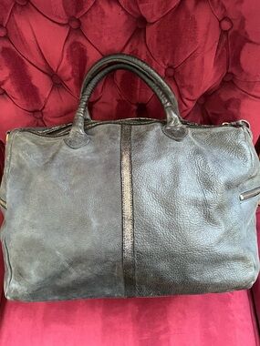 Aridza Bross leather handbag in a blue/grey with sparkle detailing